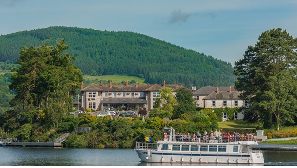 Discover The Banner for Less; Innovative tourism campaign kickstarts County Clare’s 2025 tourist season