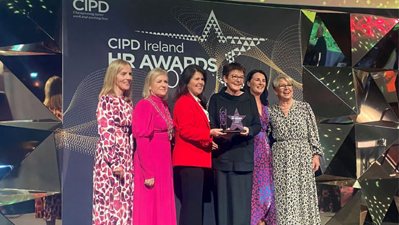 Card CIDP HR Award
